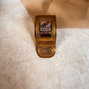 Brass 1934 World's Fair Chicago Napkin Ring‎
